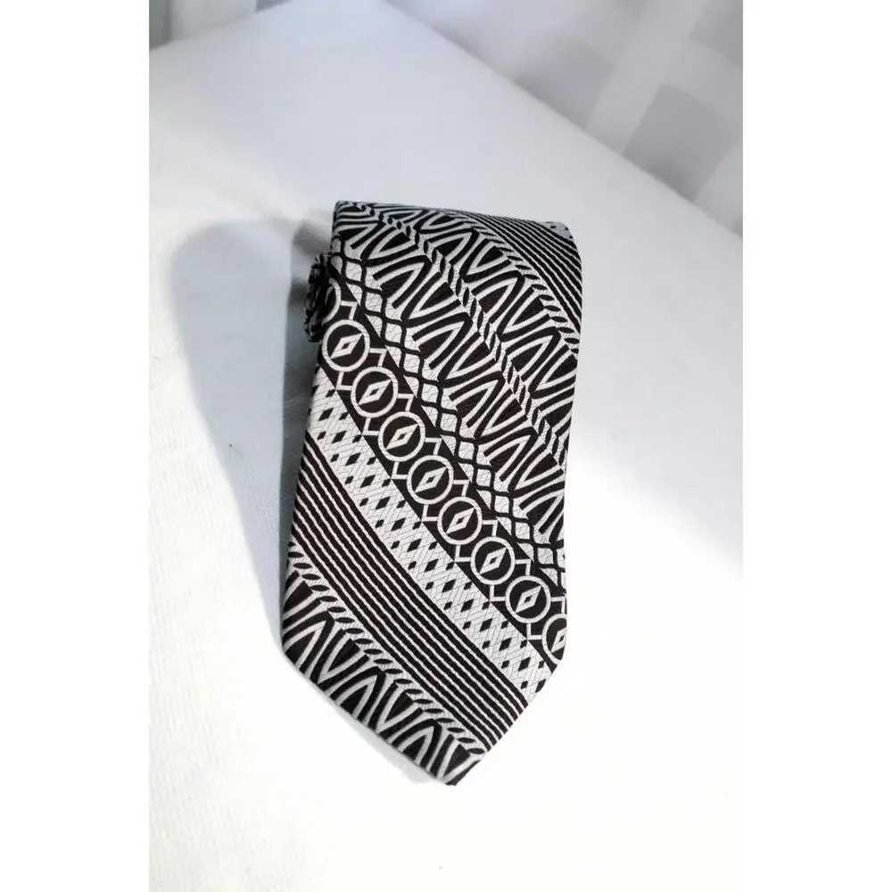 1970s Mr. John BEAU BRUMMEL Ultra Wide Necktie, Black & Gray, 4.25 X 54 Inches
